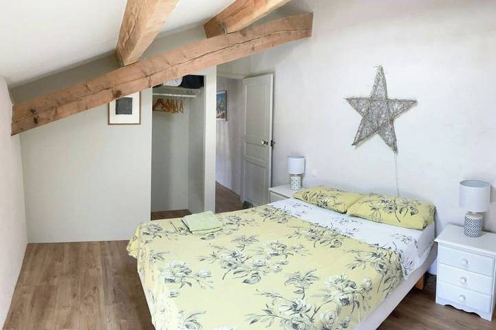 Location de vacances pour 5 personnes, avec piscine et jardin à La Caunette - 3