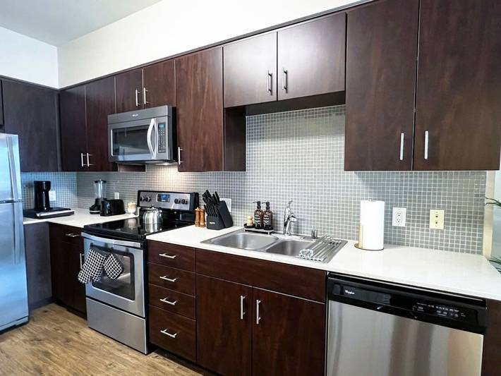 Gîte pour 3 personnes, avec jardin ainsi que piscine et balcon, adapté aux familles à Los Angeles - 3