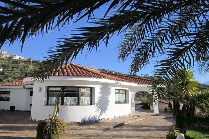 Teneriffa-Canarias-Haus - Pool-Mit Meersalzwasser-Grosser Garten. in San Nicolás, El Sauzal