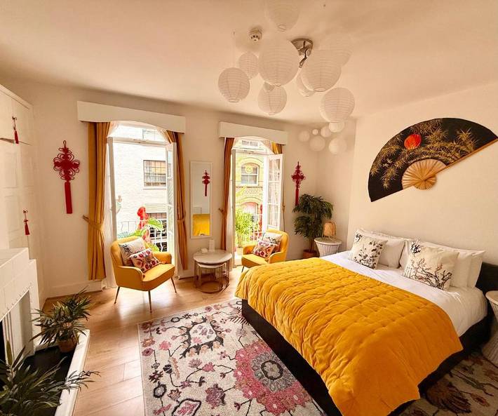 Apartment for 2 people, with Balcony and View in Chinatown