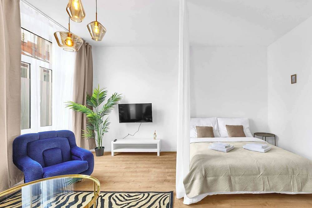 Entire apartment, Trendy Apartment in Centrum 2 in Bratislava, Bratislava region