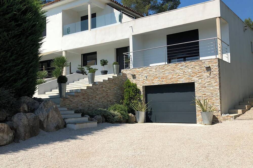 Haus mit Pool zwischen Cassis und Aix-en-Provence in La Bouilladisse, Marseille und Umgebung