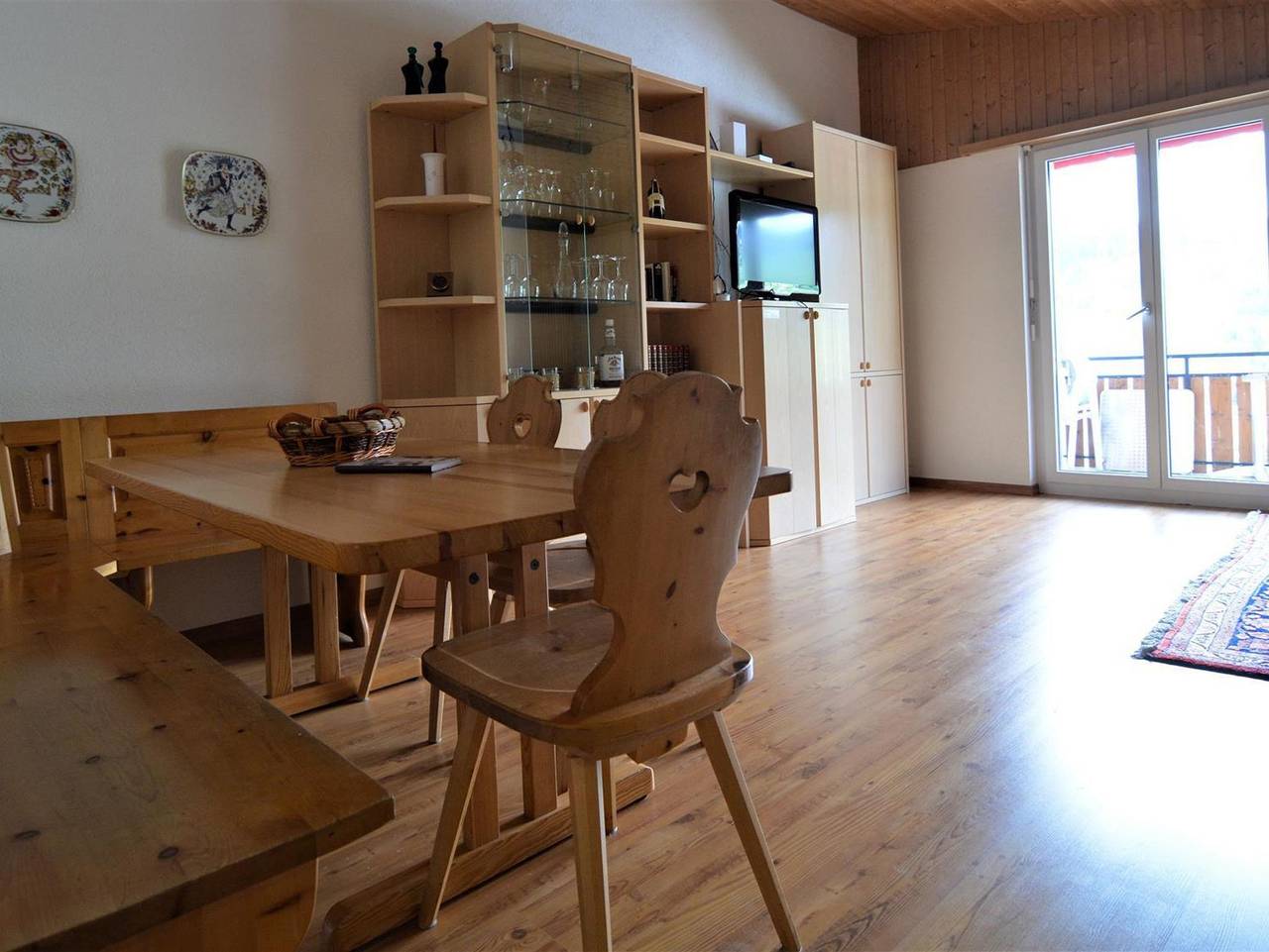 Ganze Ferienwohnung, Tgesa Zundregn - 4 Zimmerwohnung - 7 Betten in Surses, Albula