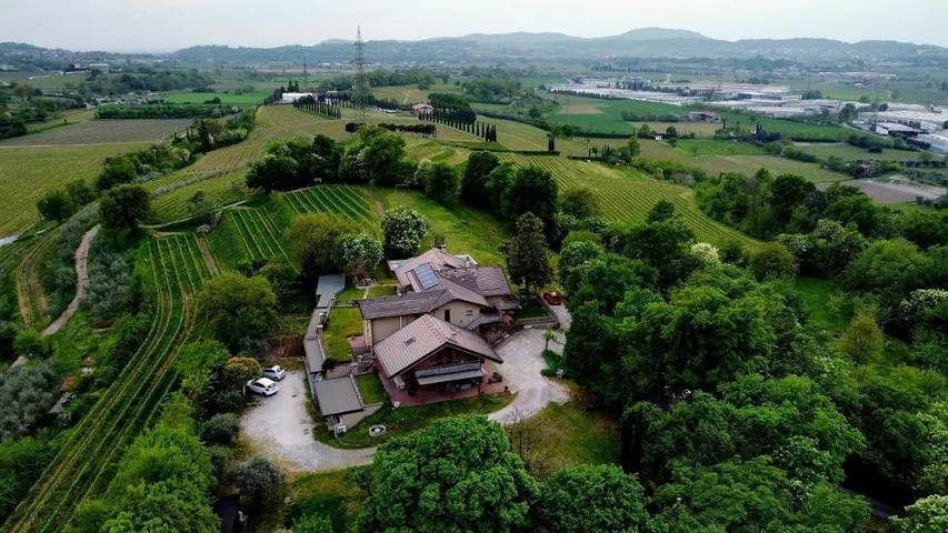 Rustico per 2 persone, con terrazza e panorama nonché piscina - 1