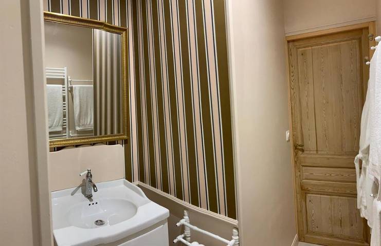 Chambre d’hôte pour 4 personnes, avec jardin et terrasse, animaux acceptés à La Rochelle - 3