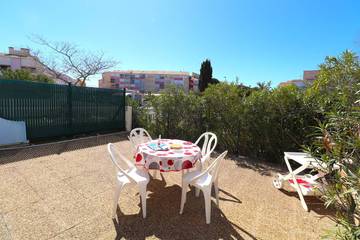 Appartement De Vacances pour 4 Personnes dans Le Grau-du-Roi, Région de Nîmes, Photo 1