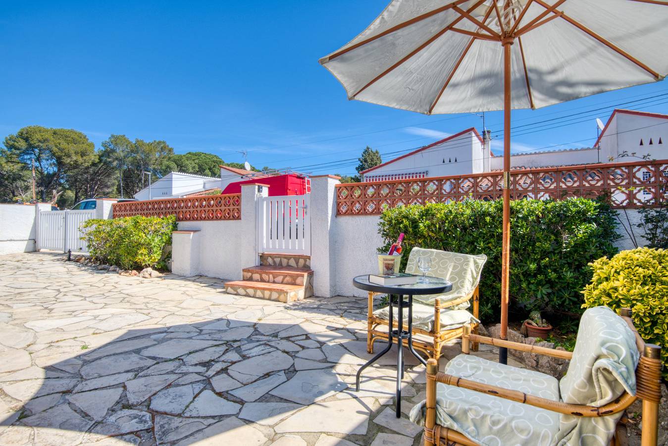 Max in La Escala, Alt Empordà