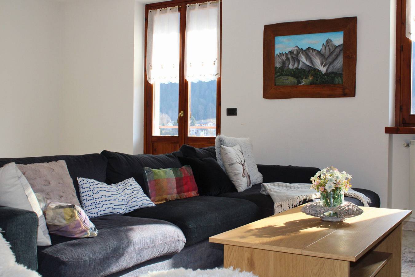 Ganze Wohnung, Apartment 'The Wild Deer Retreat' mit Bergblick und Balkon in Schilpario, Bergamo Provinz