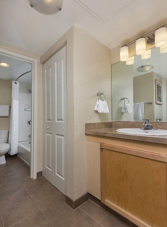 Hotel for 4 Guests in Reno, Nevada