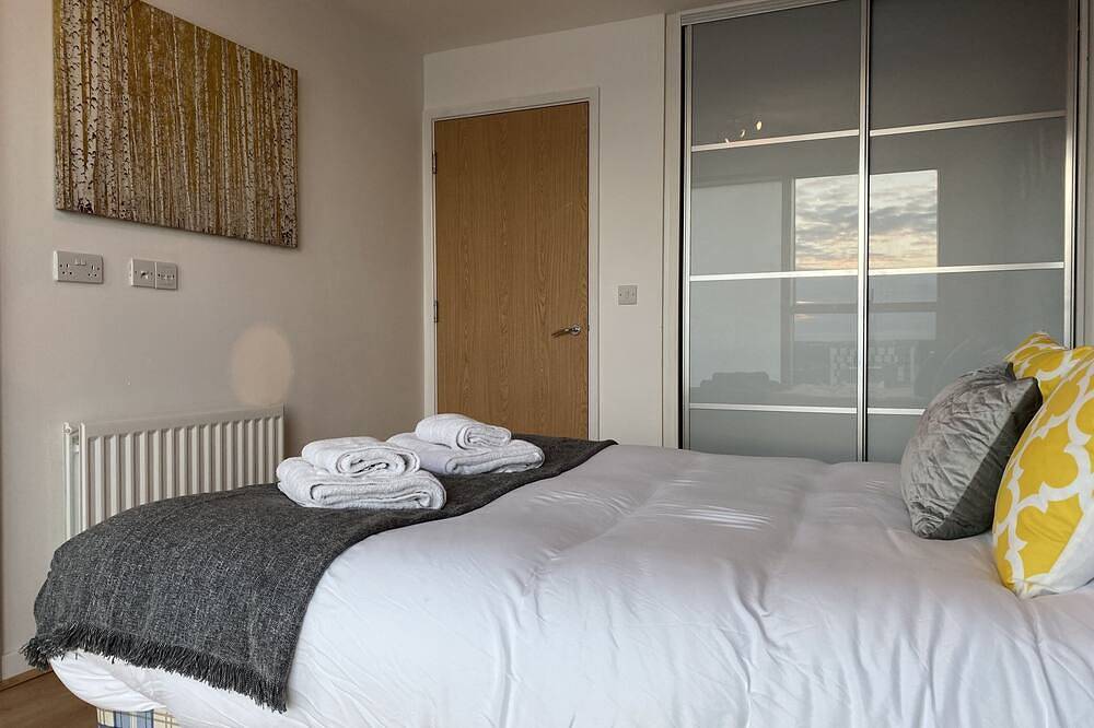 Ganze Wohnung, Stadtblick-Eigenes Badezimmer-Apartment-Central Location in Milton Keynes, Südostengland