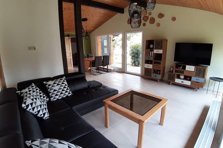 Ferienhaus für 6 Personen, mit Terrasse und Garten in Schramberg