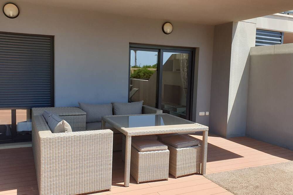 Entire apartment, Resort Sorolla Playa de las Mil Palmeras in Torre de la Horadada, Pilar de la Horadada
