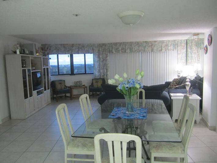 Vacation rental for 6 people, with balcony and hot tub in Key Largo