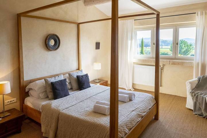 The bastide  villa with private garden and pool in Joucas, Parc naturel régional du Luberon