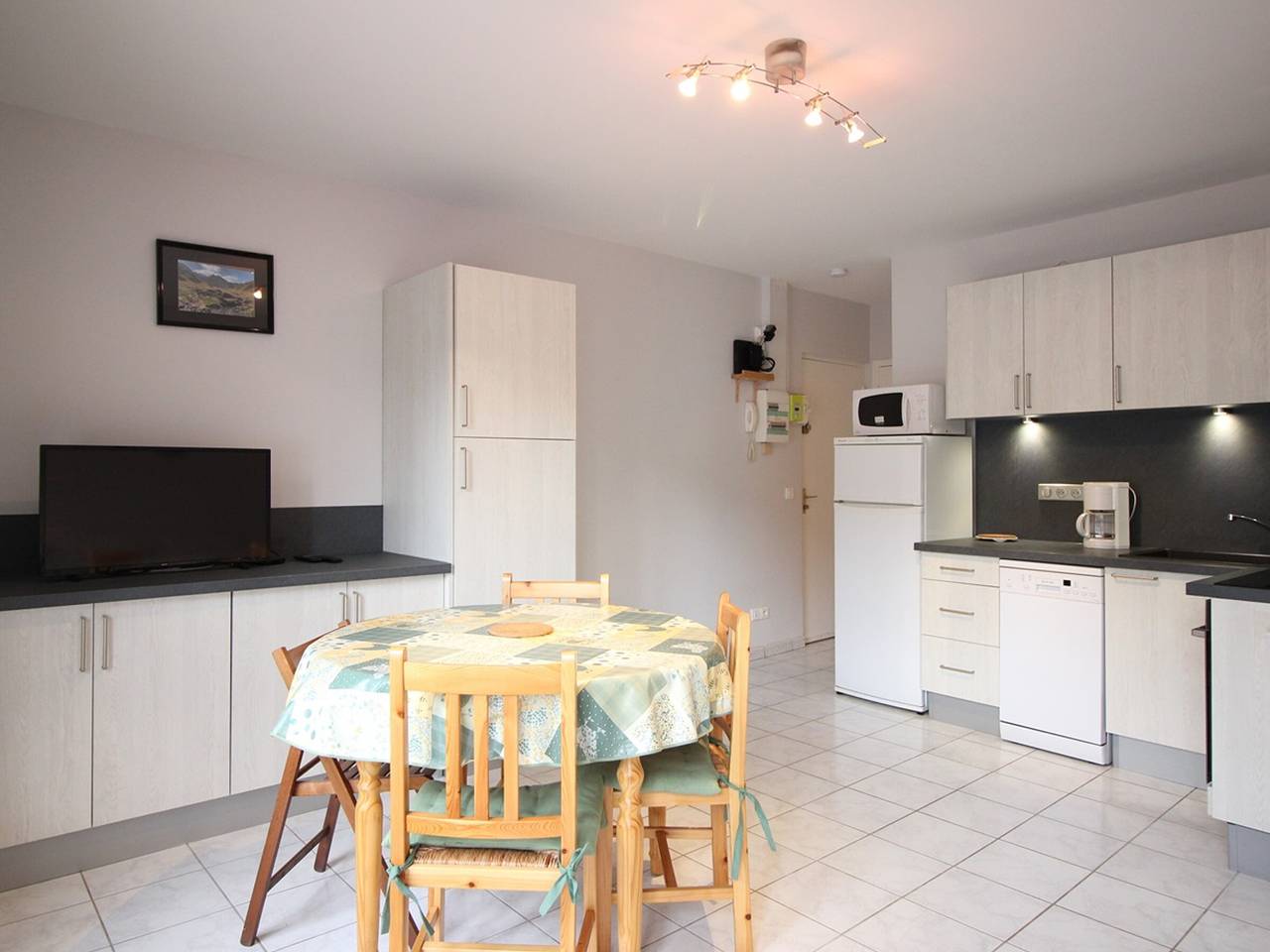 Ganze Wohnung, 50m² Wohnung, zentral, 4 Pers., Haustiere erlaubt, Wlan in Mont-Dore, Regionaler Naturpark Volcans d'Auvergne