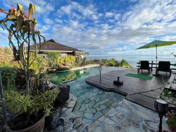 Maison d’hôte pour 4 personnes, avec vue sur le lac et vue ainsi que jardin et piscine dans Mo'orea