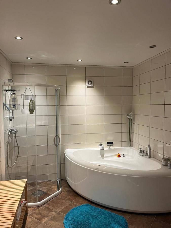 Ferienwohnung für 4 Personen, mit Balkon und Whirlpool sowie Terrasse und Garten in Stord - 4