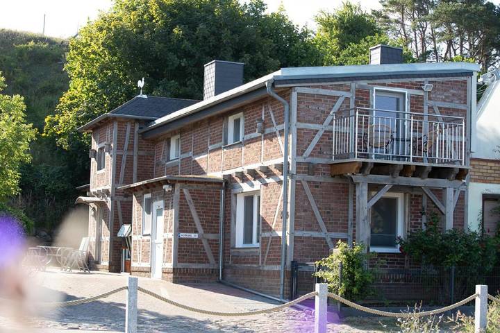 Ferienhaus für 4 Personen, mit Balkon und Terrasse sowie Garten und Seeblick in Sellin - 2