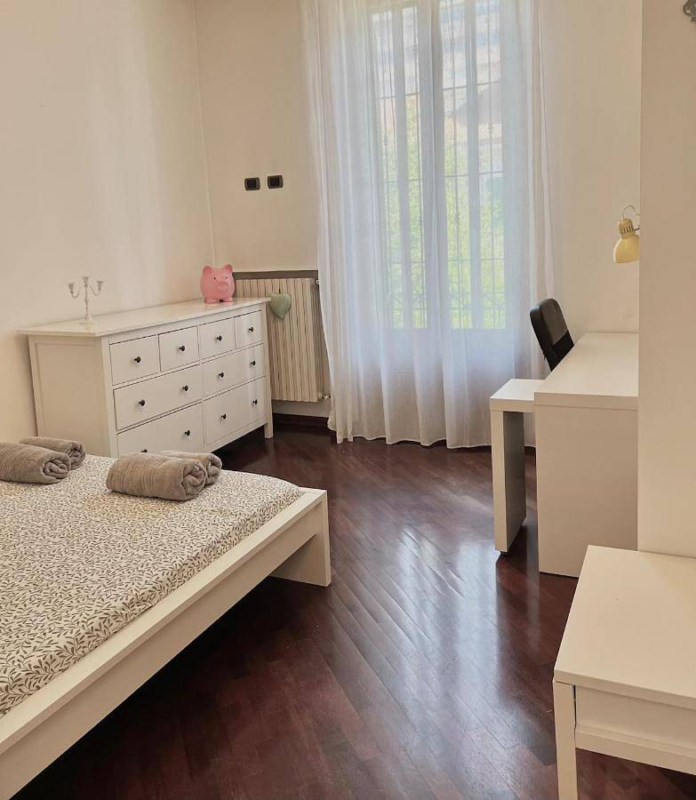 Villa Jolie 10 min from Piazza Duomo in Mailand, Mailand Provinz