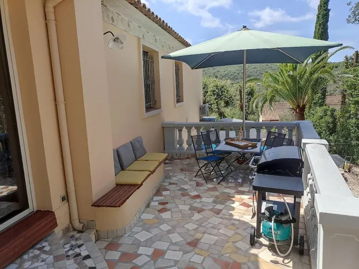 Apartamento de vacaciones para 2 personas, con vistas además de jardín y piscina - 1