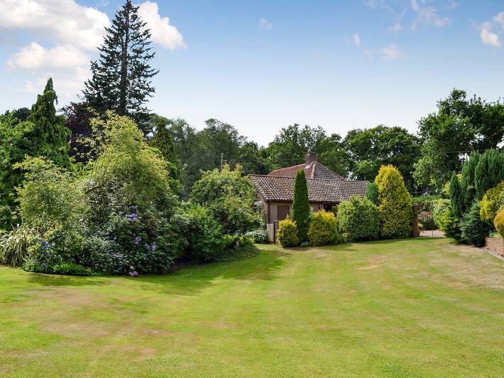 Holiday rental for 4 people, with garden, with pets in Ringwood