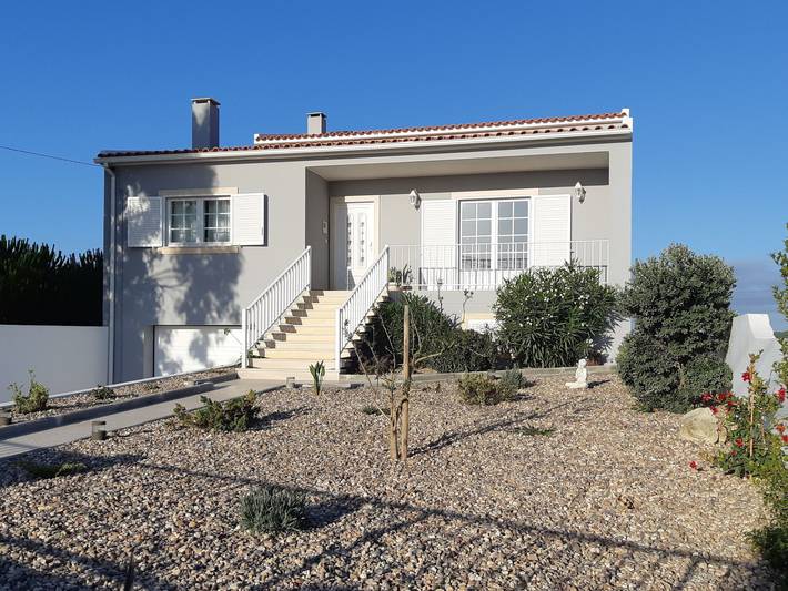 Casa de férias para 10 pessoas, com Terraço e Jardim em Ferrel