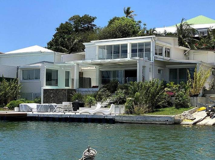 Maison d’hôte pour 6 personnes, avec piscine et jardin, animaux acceptés à Le Gosier