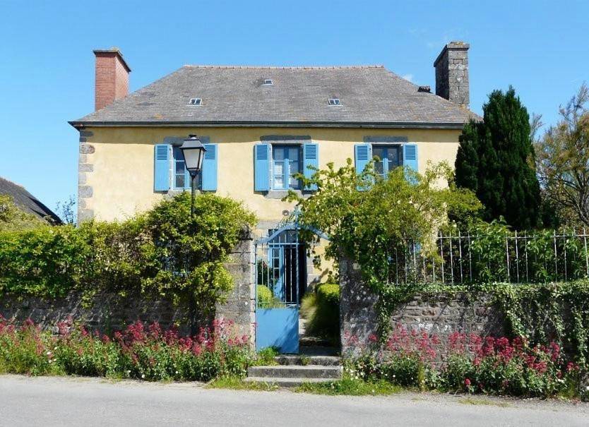 Double Room with Garden View in Dingé, Région de Rennes