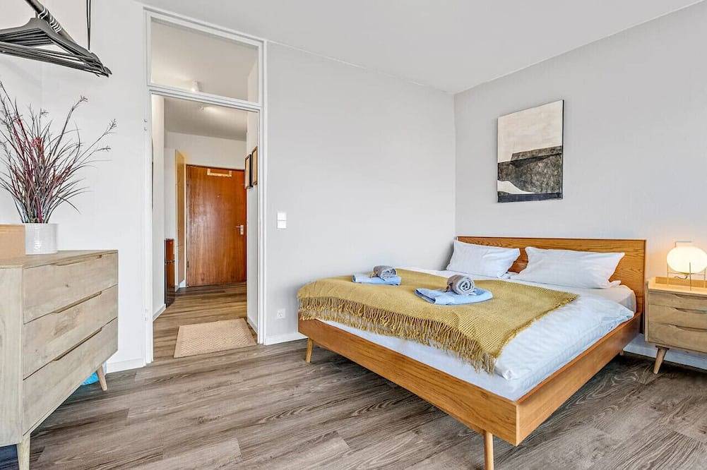 Entire apartment, Arbio I Hoteltower Apart Wittelsbach Park in Augsburg, Bavarian Swabia