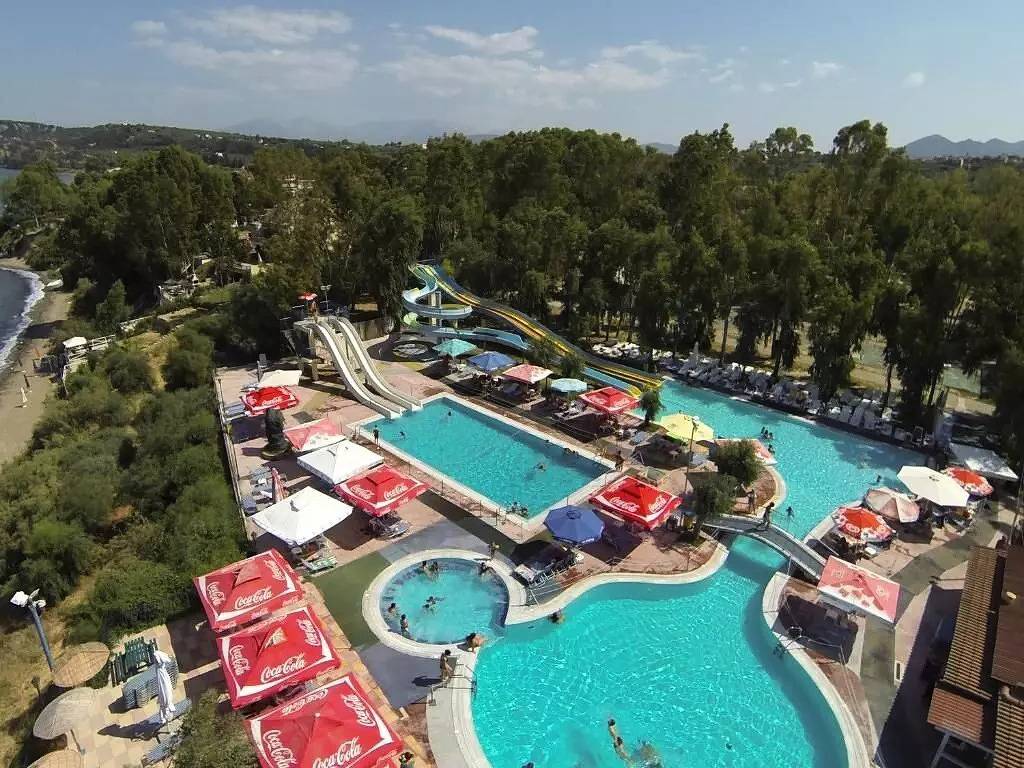 Stacaravan Happy Easy 3 Kamers 5 volwassenen en 1 kind in Golf van Patras