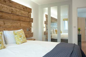 Log Cabin for 2 People in Perranporth, Cornwall, Photo 2
