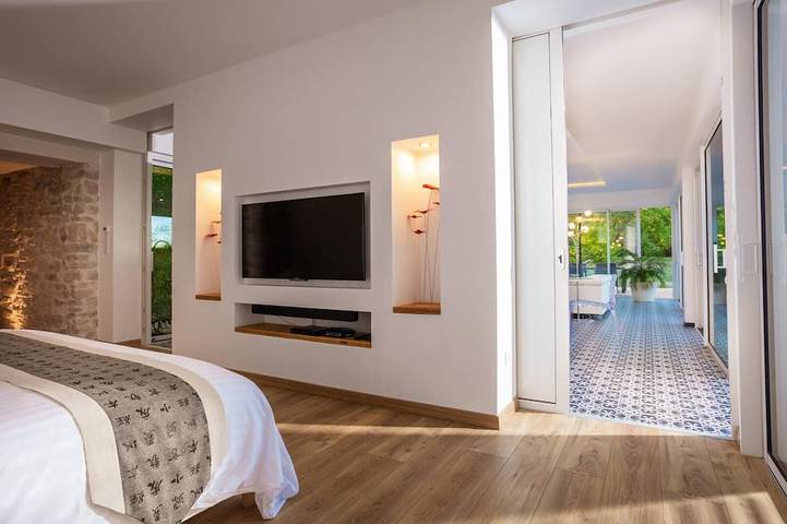 Location de vacances pour 2 personnes, avec jardin et jacuzzi à Carnas - 2