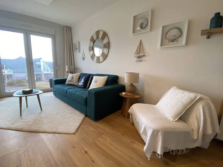 Gîte pour 4 personnes, avec balcon dans Office De Tourisme De Tregastel - 4