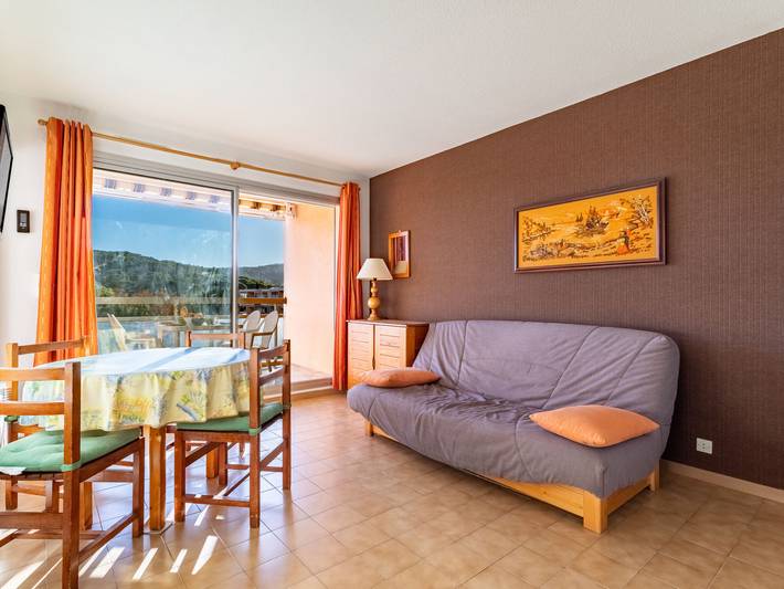 Gîte pour 4 personnes, avec jardin et balcon dans Plage La Favière - 3