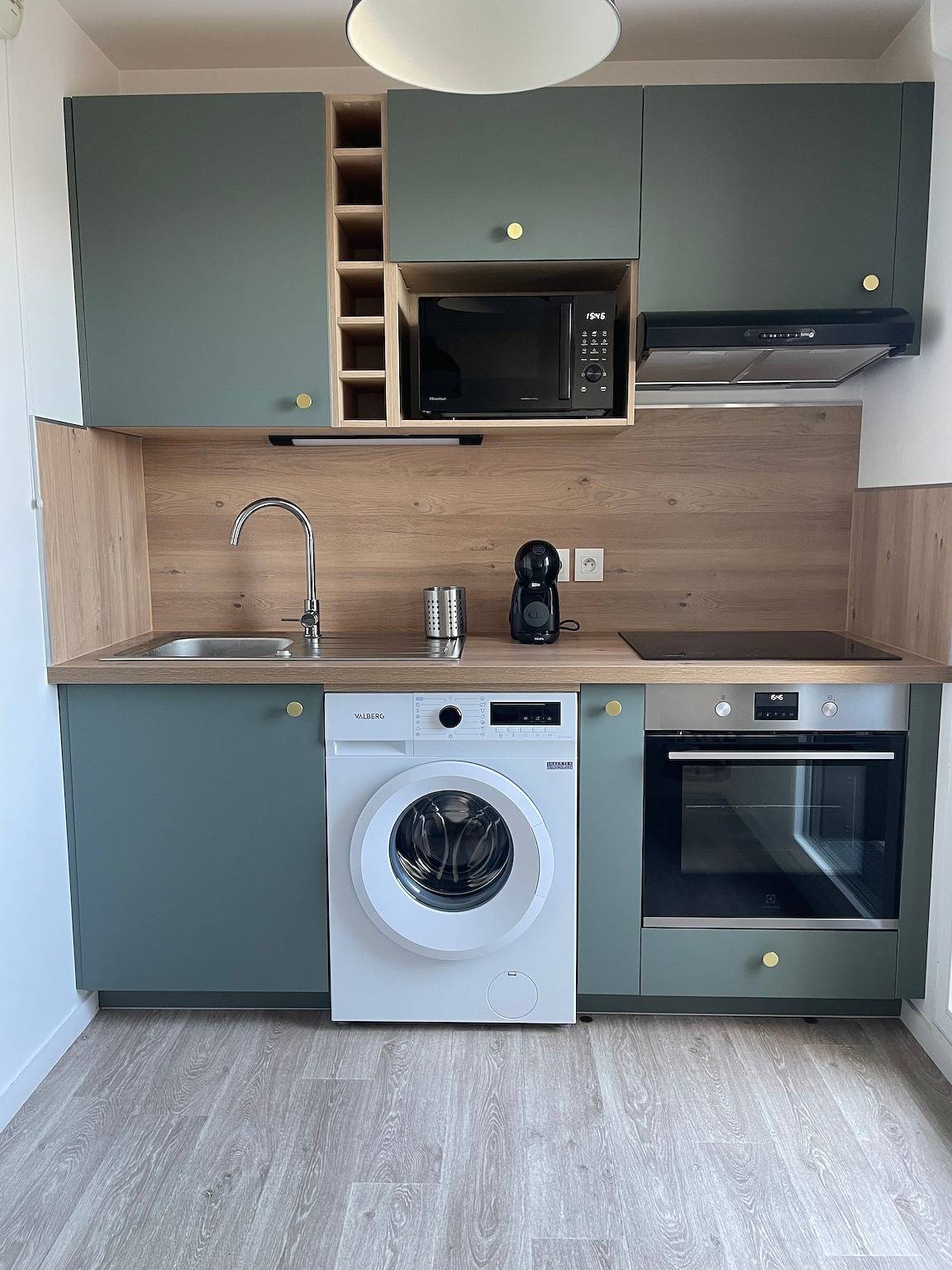 Apartamento entero, Apartamento 'Gwened'Home' con terraza y parking - Cerca del centro de Vannes in Vannes, Côte des Mégalithes