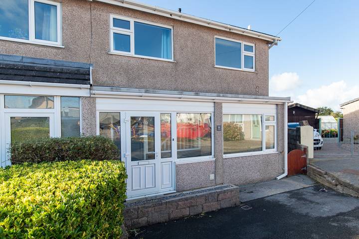 Ty Gwyn - Parking, Dog Friendly in Saundersfoot, Pembrokeshire