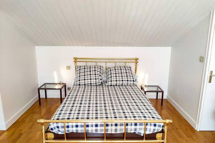 Location de vacances pour 12 personnes, avec sauna ainsi que jardin et terrasse à Agnac - 3