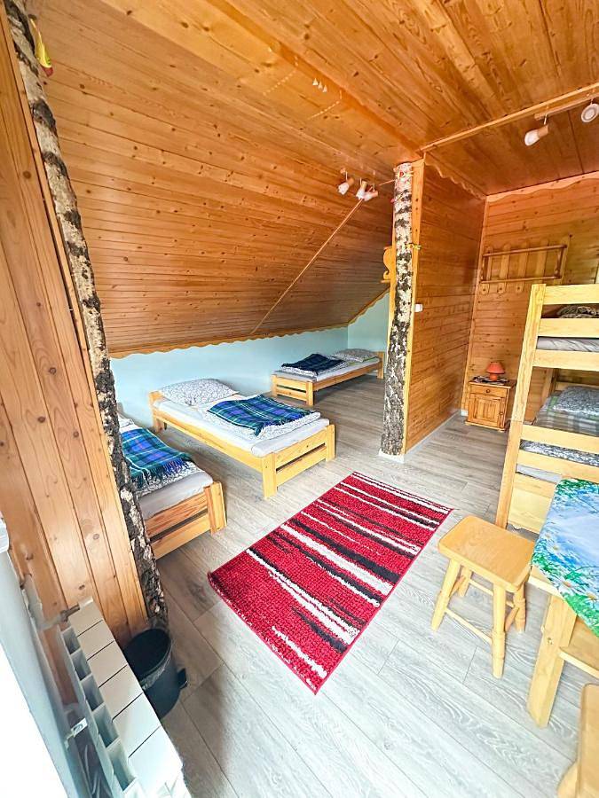 Gîte pour 6 personnes, avec terrasse ainsi que vue et jardin, animaux acceptés à Stryszawa - 3