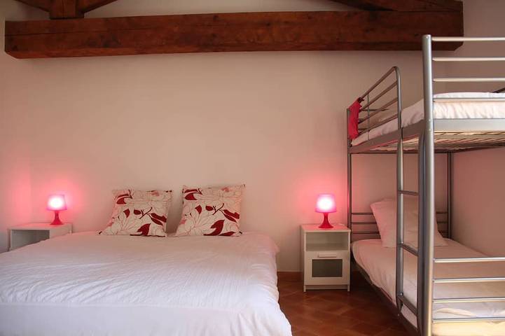 Location de vacances pour 10 personnes, avec jardin et terrasse à Besse-sur-Issole - 4