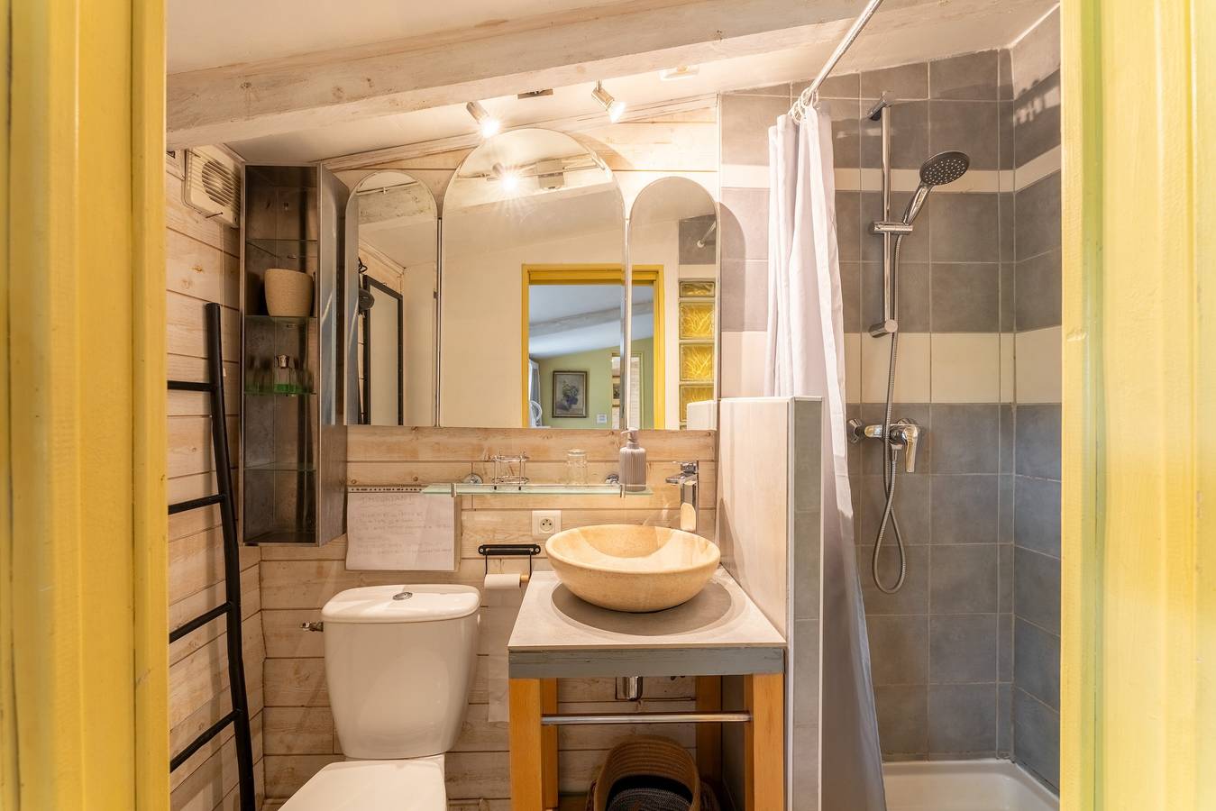 Appartement 'Studio De Charme À Avignon' met Privézwembad, Privétuin en Wi-Fi, foto 14