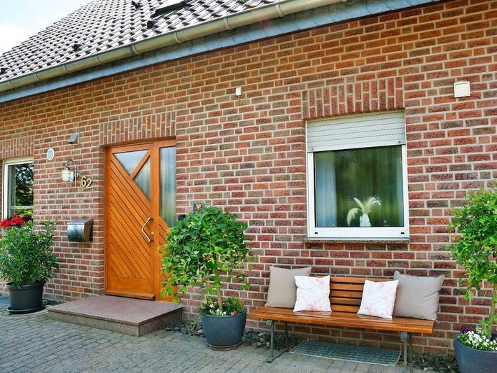 Ferienhaus für 4 Personen, mit Terrasse und Garten in Kalkar