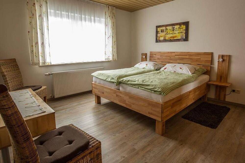 Ganze Wohnung, Thurau - Ferienwohnung - Ferienwohnung Thurau in Bobenheim am Berg, Saar-Nahe-Bergland