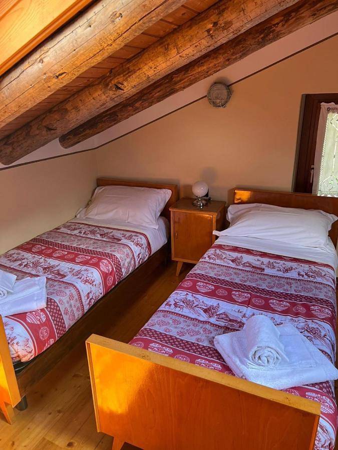Gîte pour 8 personnes, avec jardin et jacuzzi à Temù - 2