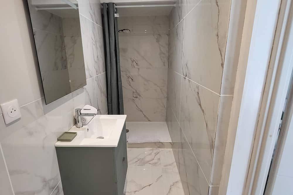 Entire apartment, Studio-Comfort-Ensuite with Bath in Ambleteuse, Boulogne-sur-Mer region