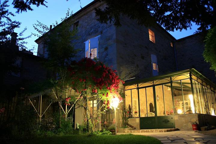Chambre d’hôte pour 3 personnes, avec Jardin et Piscine à Brives-Charensac
