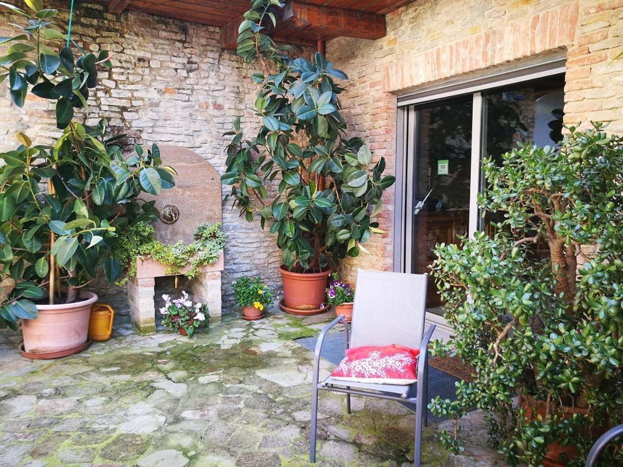 Casaforte Alba In Langa in Mango , Langhe