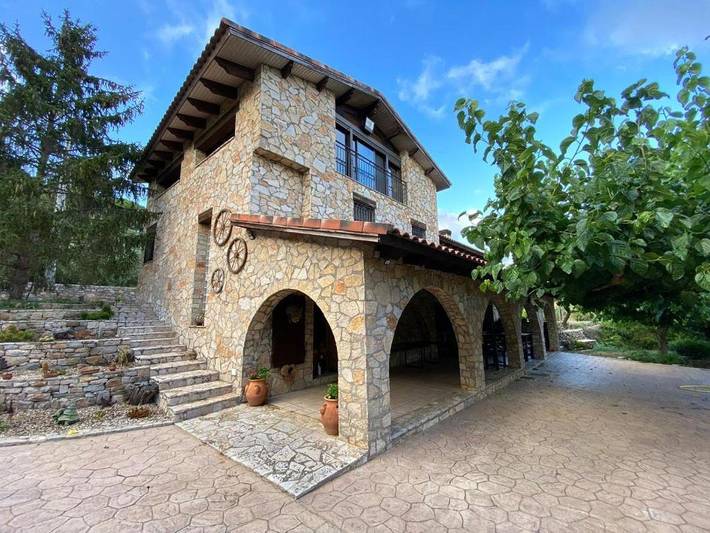 Casa rural para 15 personas, con Terraza y Jardín en Aleixar