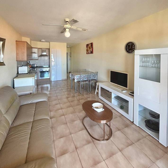 Hel lägenhet, Vacation Apartment 'Castle Harbor C118' with Sea View and Wi-Fi in Los Cristianos, Arona
