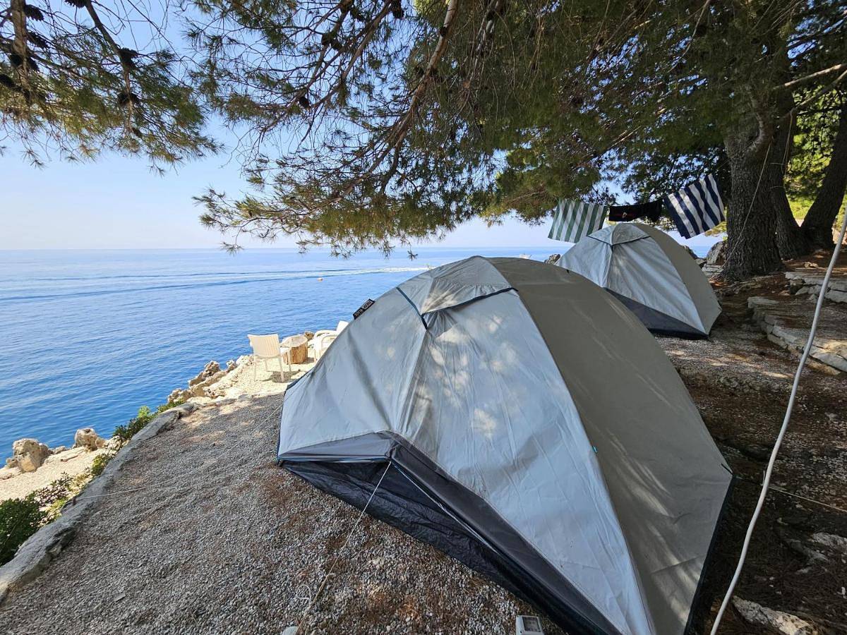 Pine Side Camp in Himarë, Vlorë