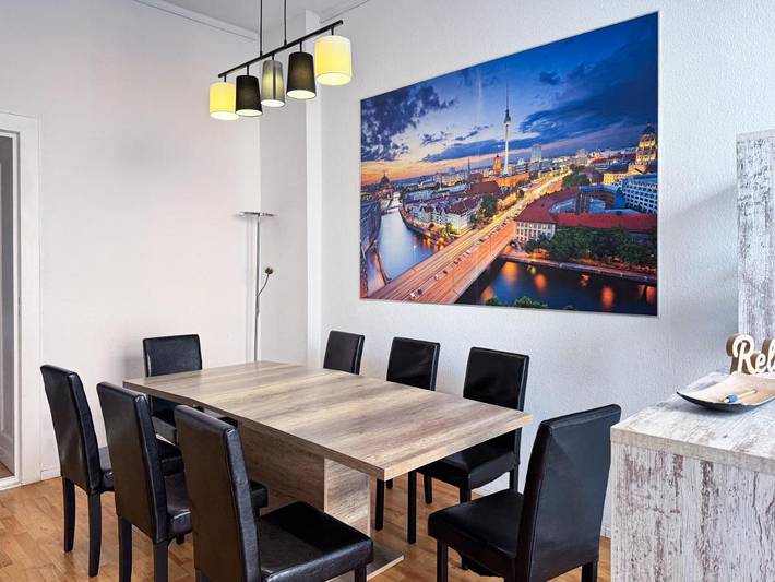 Ferienwohnung für 8 Personen in Friedrichshain Berlin